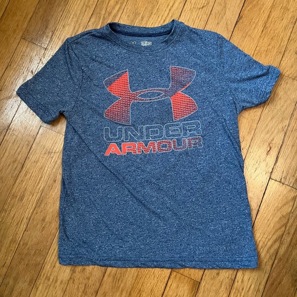Under Armour Shirts & Tops Nwot Under Armour Silky Heat Gear Short